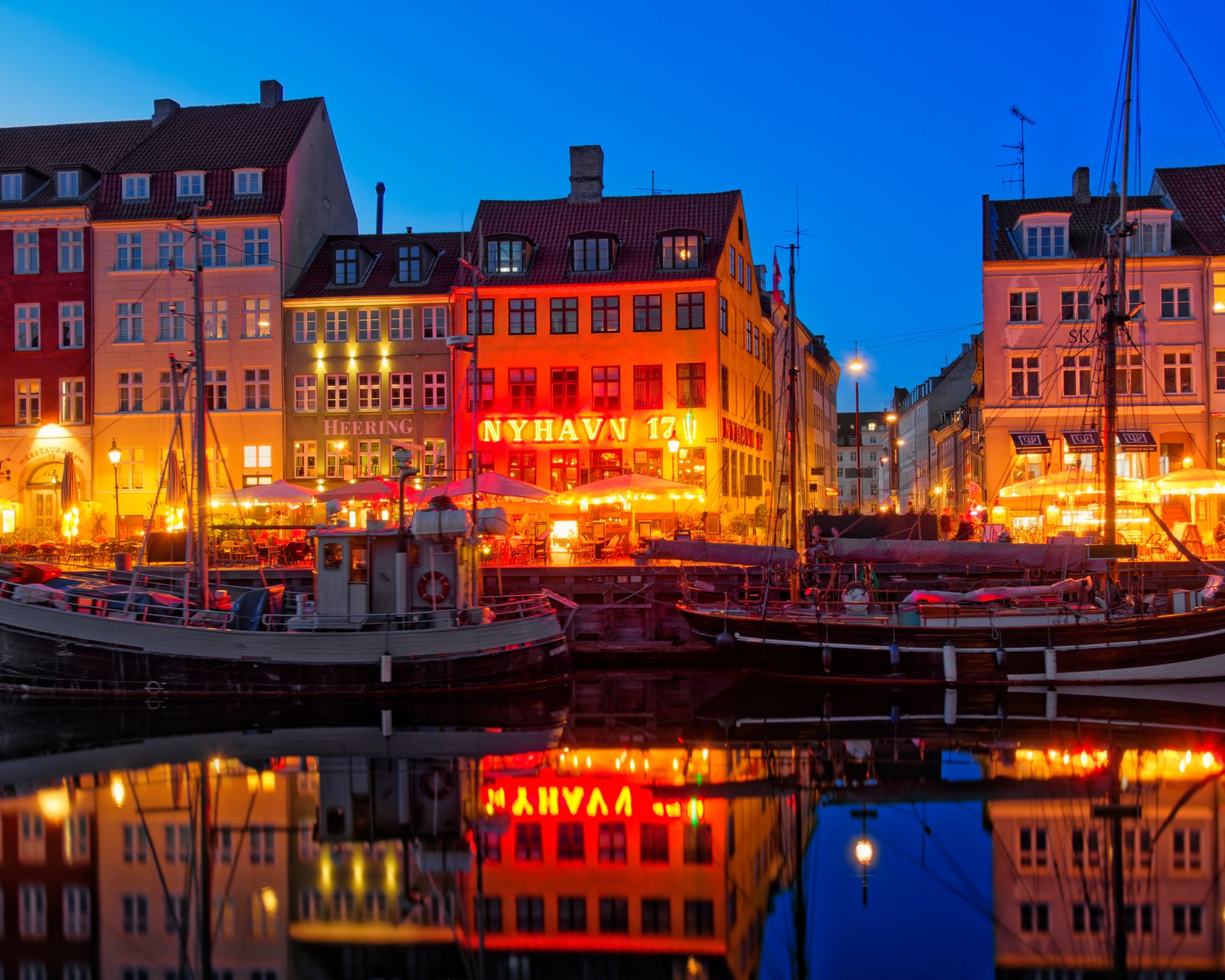 Nyhavn harbour in Copenhagen at dusk